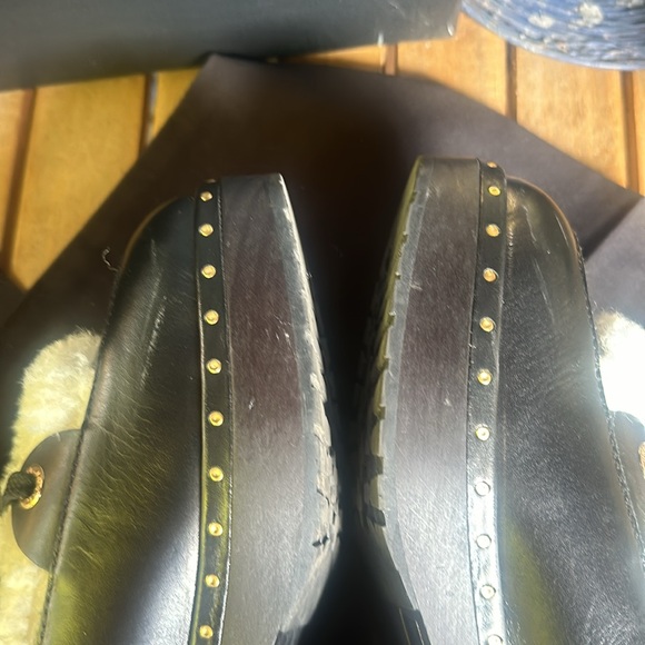 CHANEL Shearling Chain Studded CC High Boots - Picture 11 of 16